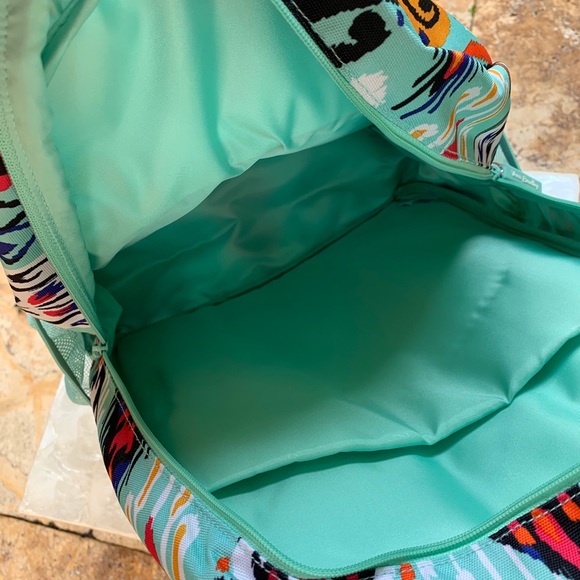 🔥SALE🔥 Vera Bradley Backpack - Picture 2 of 4